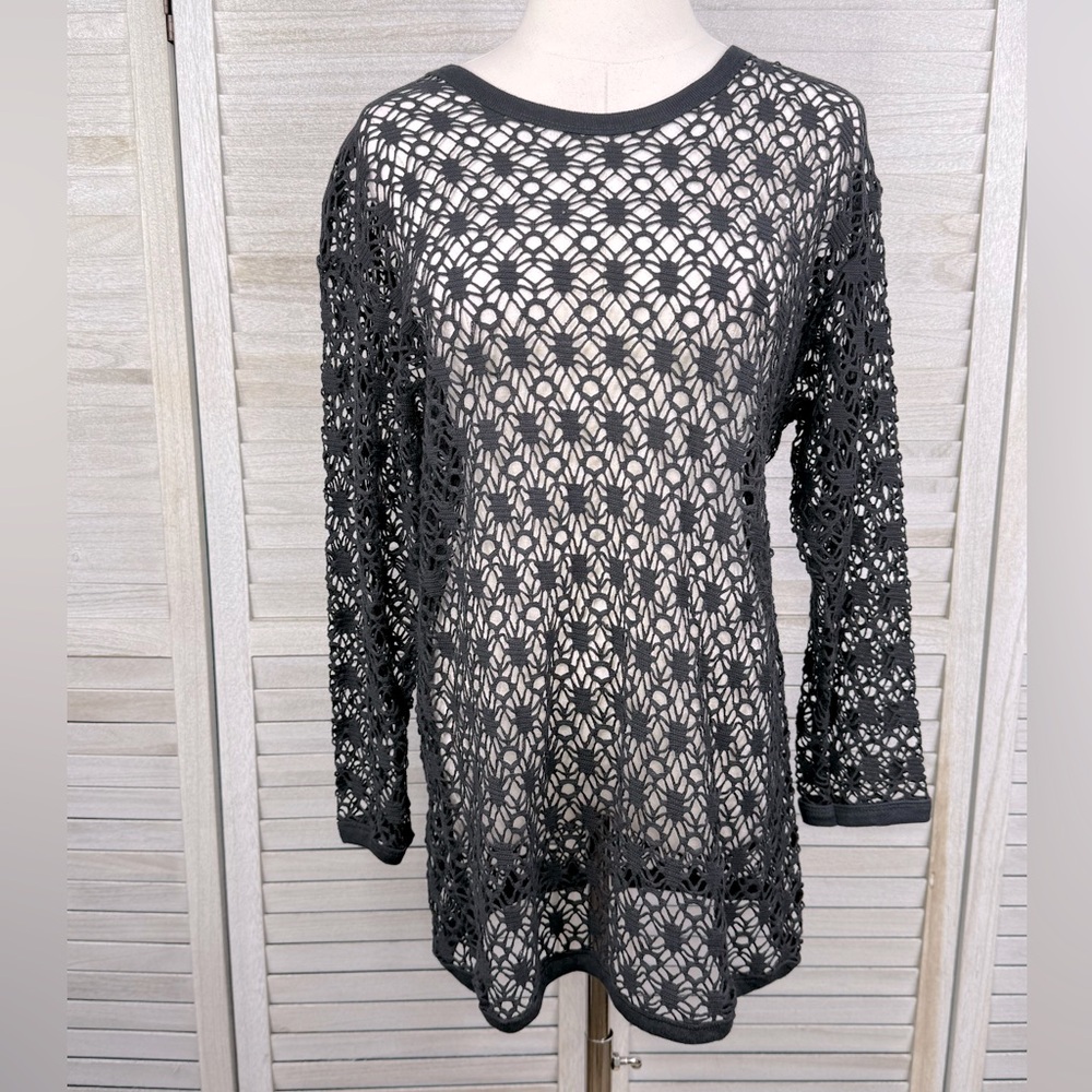 TANTALIZE Vintage 90's Long Sleeve Crochet Top Black-Large